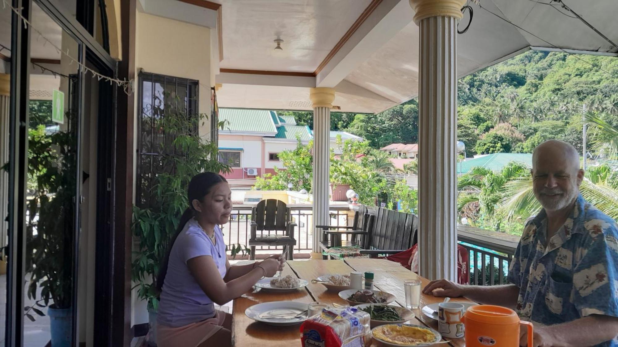 Riverside At Aninuan Accommodation And Food 푸에르토갈레라 외부 사진